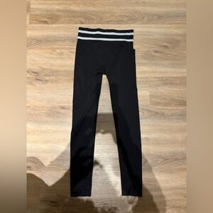 Forever 21 Black Leggings NEW tummy control strechy slimming high waisted